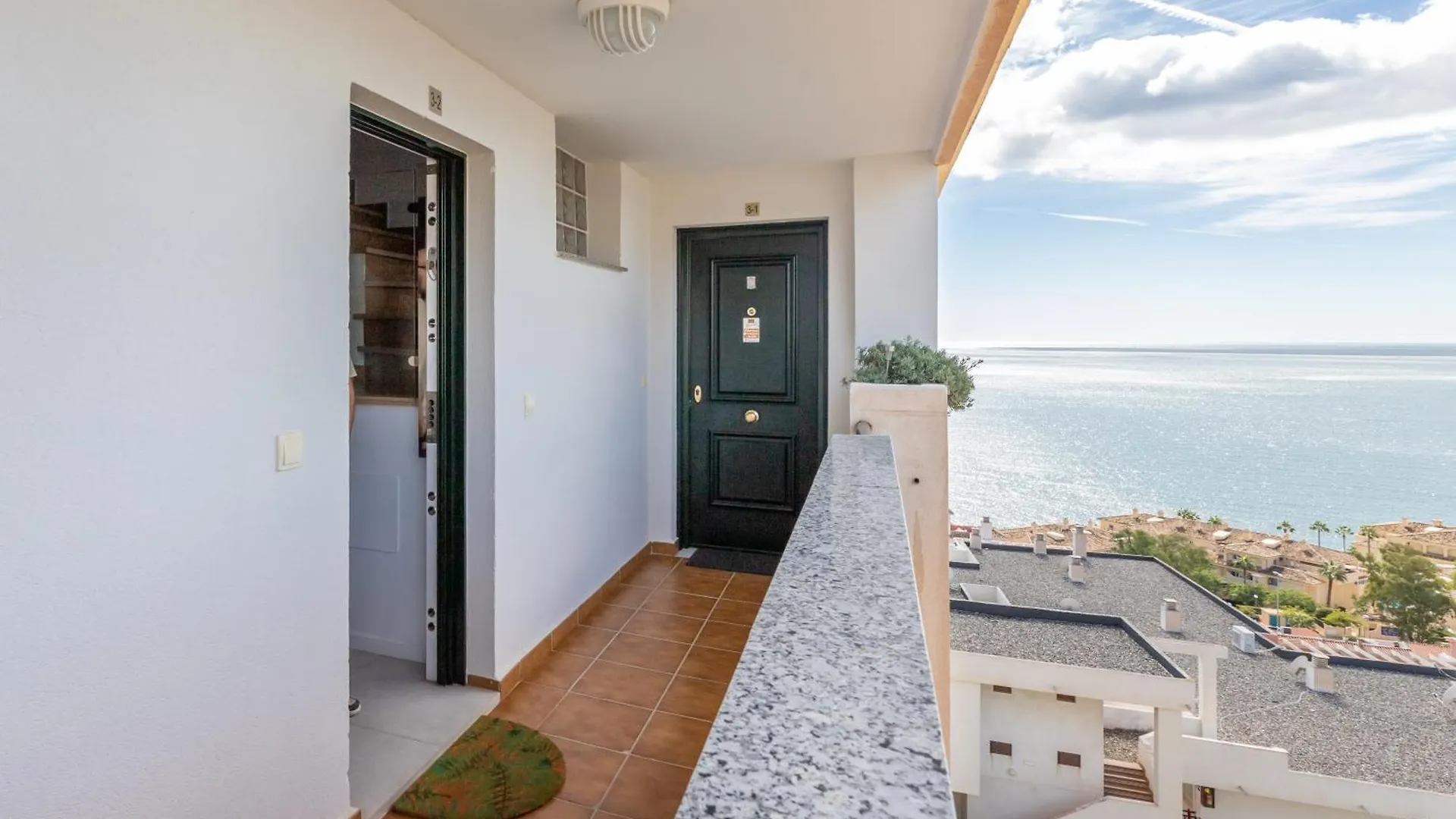 아파트 Stylish 4Bd Apt With Pool Access & Nearby Beach 베날마데나코스타 스페인