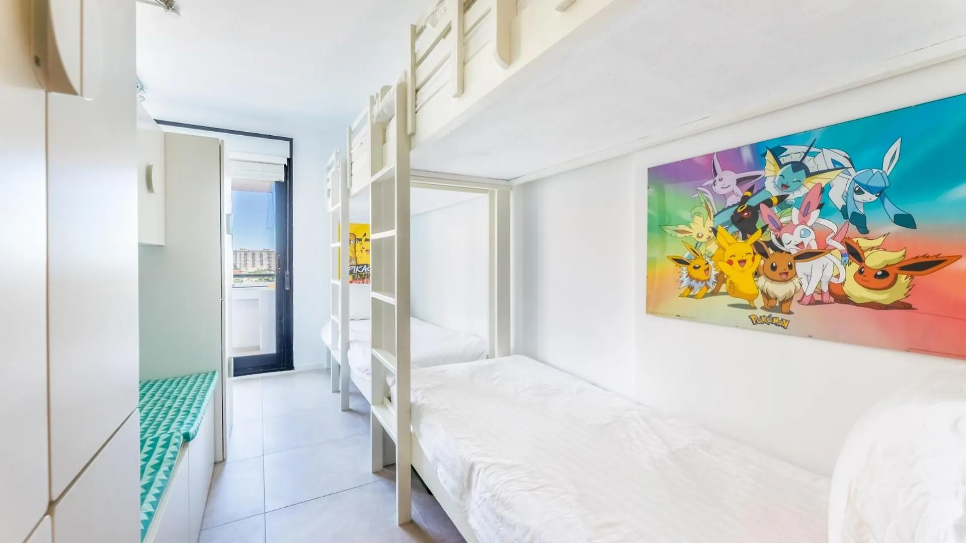 Stylish 4Bd Apt With Pool Access & Nearby Beach Benalmadena 0*,